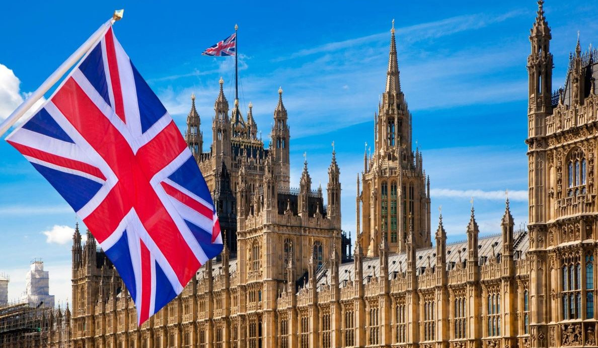 Britaniya Azərbaycana mina təmizləməsi üçün əlavə 500 min funt-sterlinq ayırıb