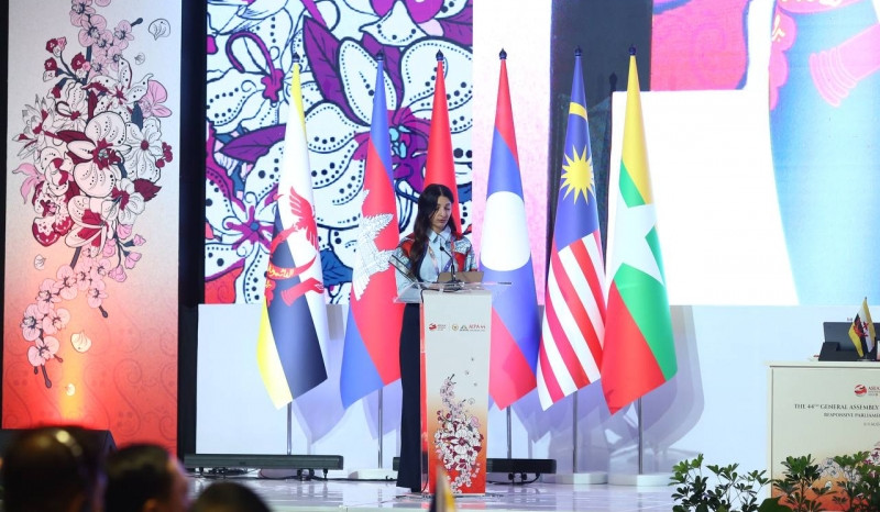 120 000 հայ ապրում է լիակատար շրջափակման մեջ` կանգնած սովի և բնաջնջման իրական վտանգի առջև. Հասմիկ Հակոբյան