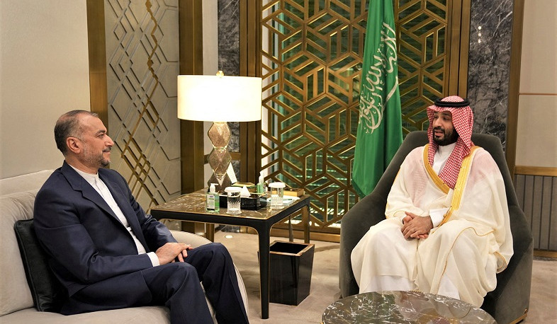 В Джидде прошла встреча главы МИД Ирана с наследным принцем Саудовской Аравии