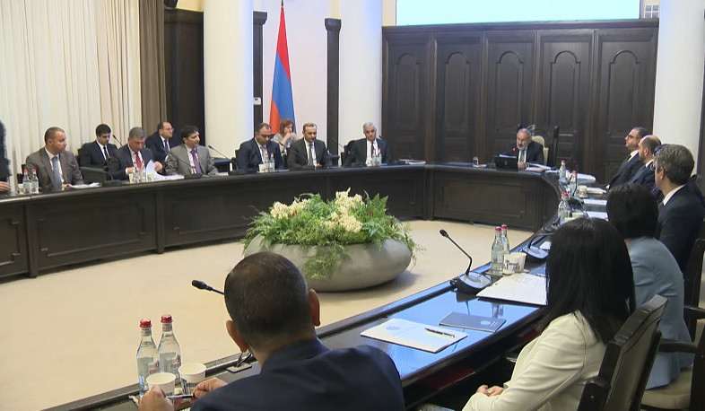 Azərbaycan Dağlıq Qarabağ ermənilərini aclıq yolu ilə soyqırıma məruz qoymaq siyasətini davam etdirir: Paşinyan