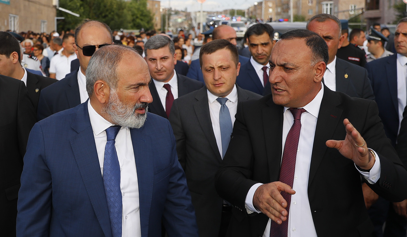 Վարչապետը չնախատեսված կանգառ է ունեցել Արթիկում