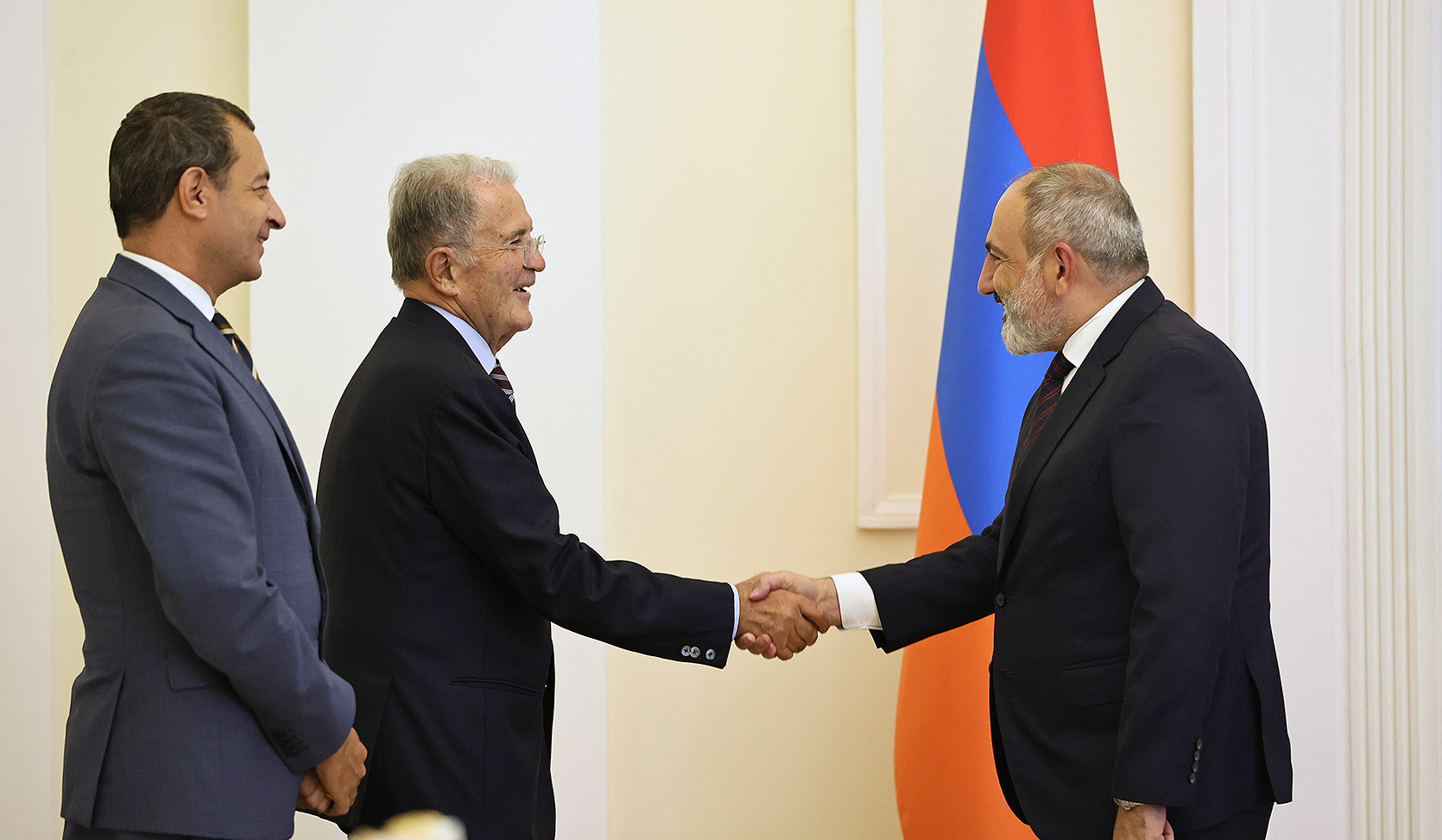 Nikol Pashinyan hosts Romano Prodi