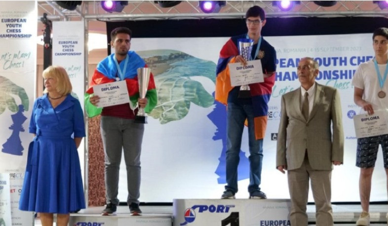 Ոսկե և արծաթե մեդալներ՝ շախմատի Եվրոպայի պատանիների առաջնությունից