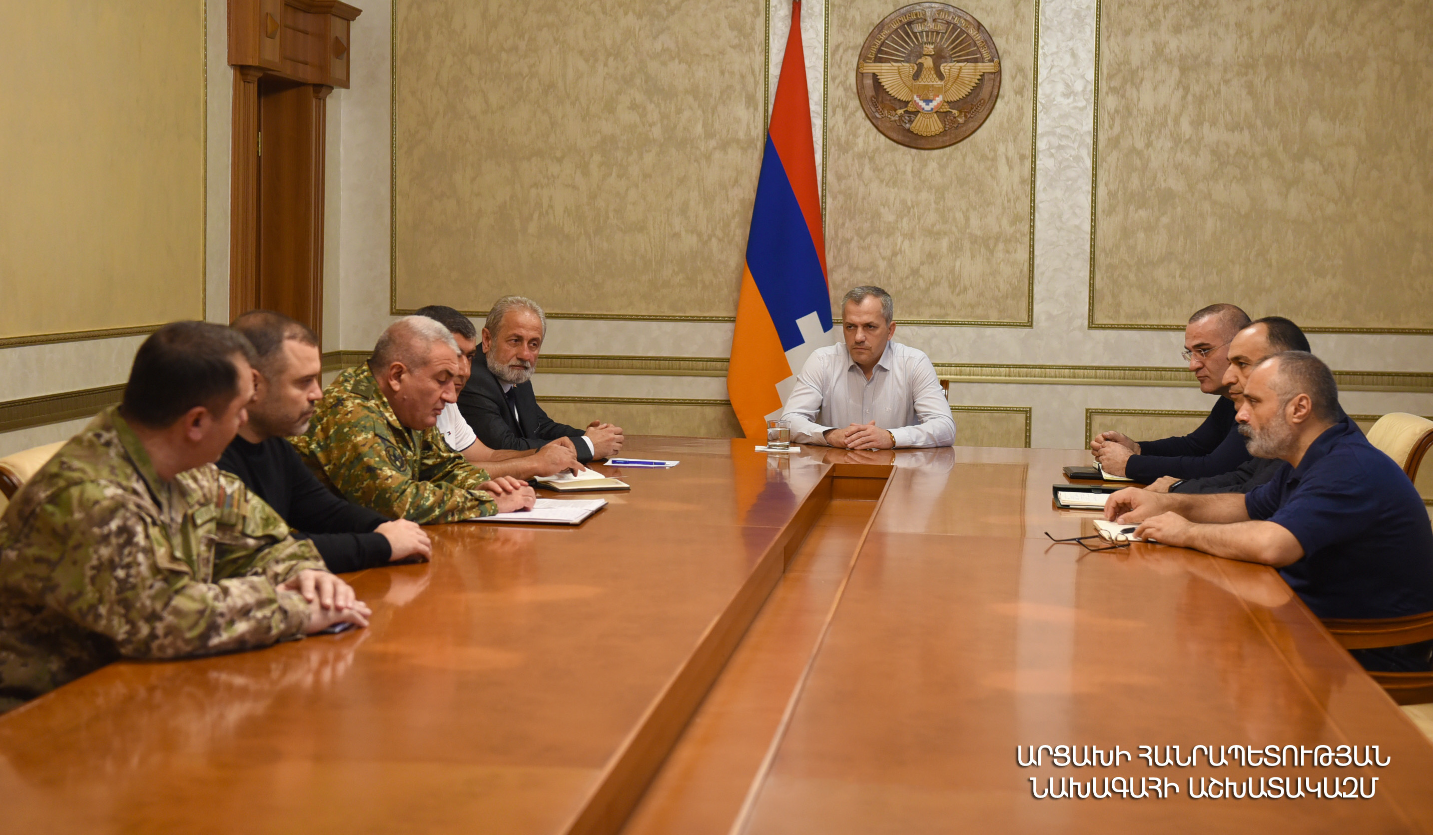 ԼՂ նախագահի գլխավորությամբ խորհրդակցությանը քննարկվել են առաջնագծում տիրող իրավիճակն ու անվտանգային մարտահրավերները