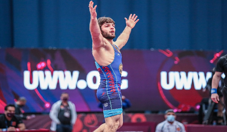 Vazgen Tevanyan defeated Azerbaijani athlete with score of 12:2 and reached semi-finals of World Championship