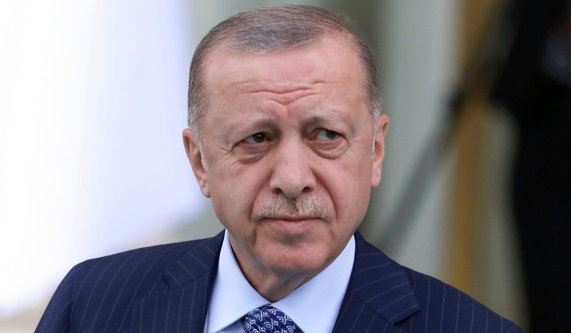 Эрдоган коснулся отношений Турции с Западом и Россией