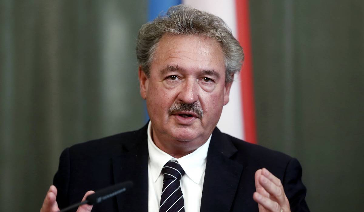 Глава МИД Люксембурга осудил военную операцию Азербайджана в Нагорном Карабахе