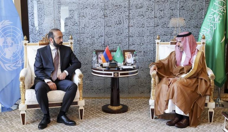 Арарат Мирзоян представил министру иностранных дел Саудовской Аравии очередную агрессию, развязанную против Нагорного Карабаха