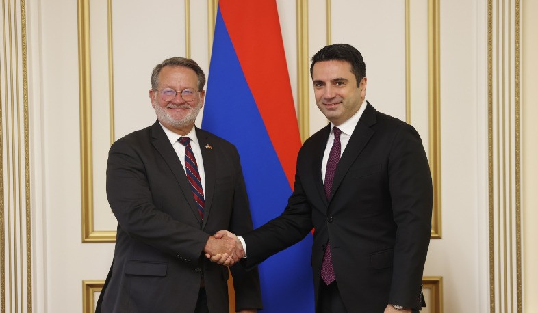United States stands by Armenian people: US Senator Gerry Peters to RA NA Speaker