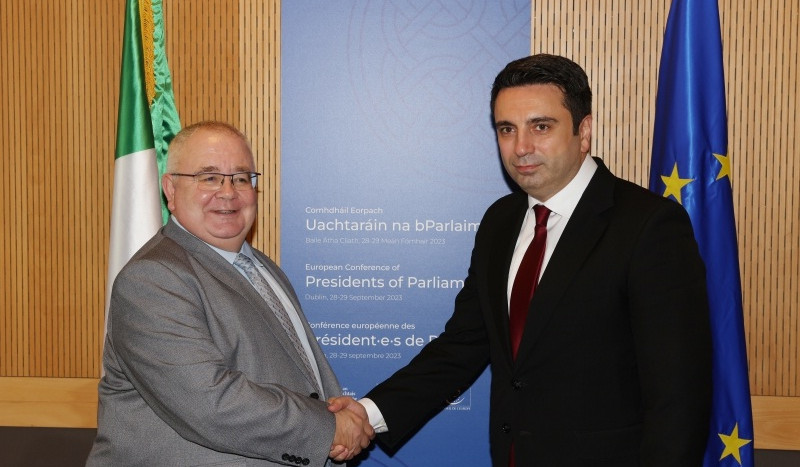 Speaker of House of Representatives of Ireland expresses his willingness to make efforts in resolving conflicts