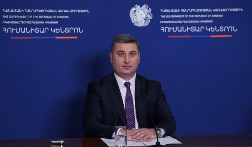 90 ավտոբուսով ԼՂ-ից Հայաստան են տեղափոխվել սեփական փոխադրամիջոցներ չունեցող տեղահանված անձինք. Գնել Սանոսյան