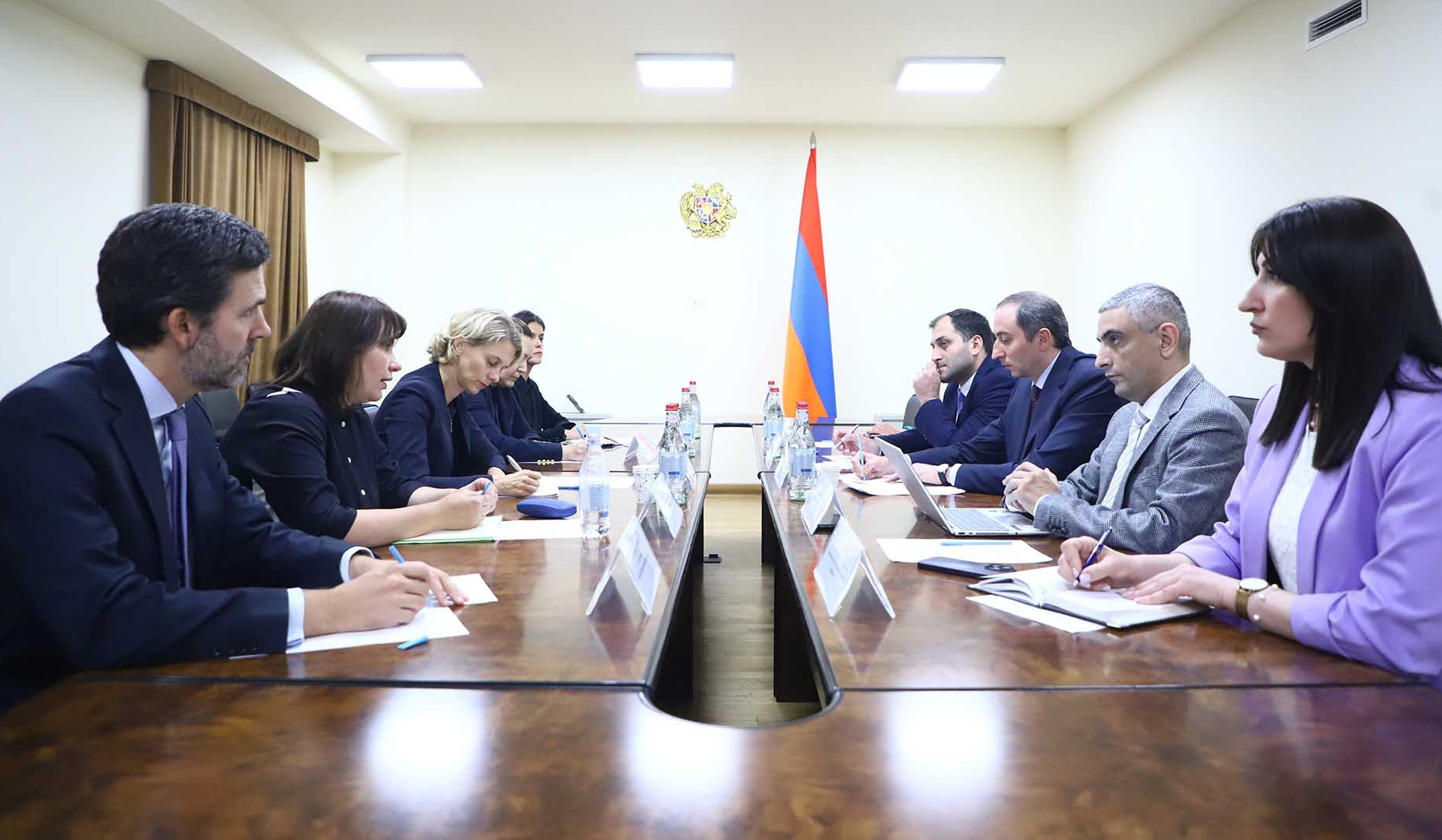 ԲՏԱ նախարարն ու ՀԲ Հայաստանի գրասենյակի տնօրենը քննարկել են Բանկի հետ նոր նախագծեր սկսելու հնարավորությունները