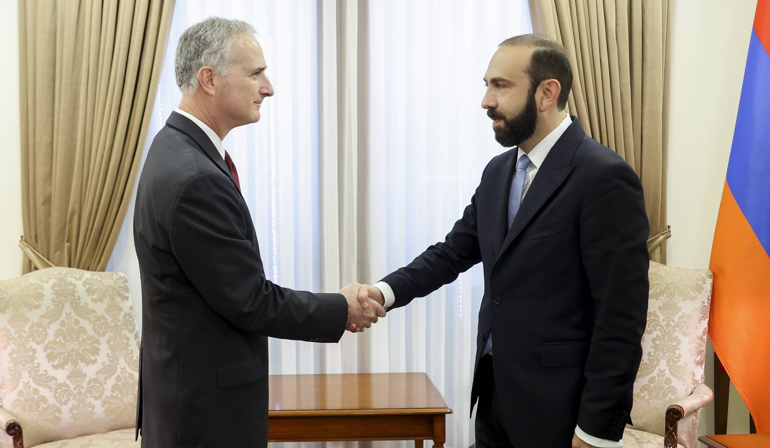 ԼՂ-ն փաստացի ենթարկվել է էթնիկ զտման՝ ի հեճուկս ԱՄՆ բազմաթիվ հասցեական կոչերի. Միրզոյանը՝ Բոնոյին