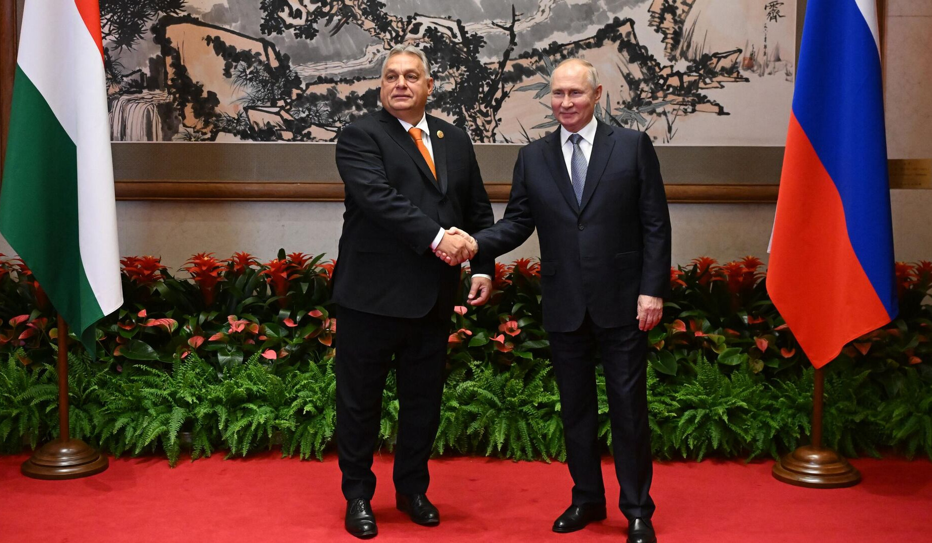 Москва развивает отношения с некоторыми европейскими странами, одной из которых является Венгрия: Путин на встрече с Орбаном
