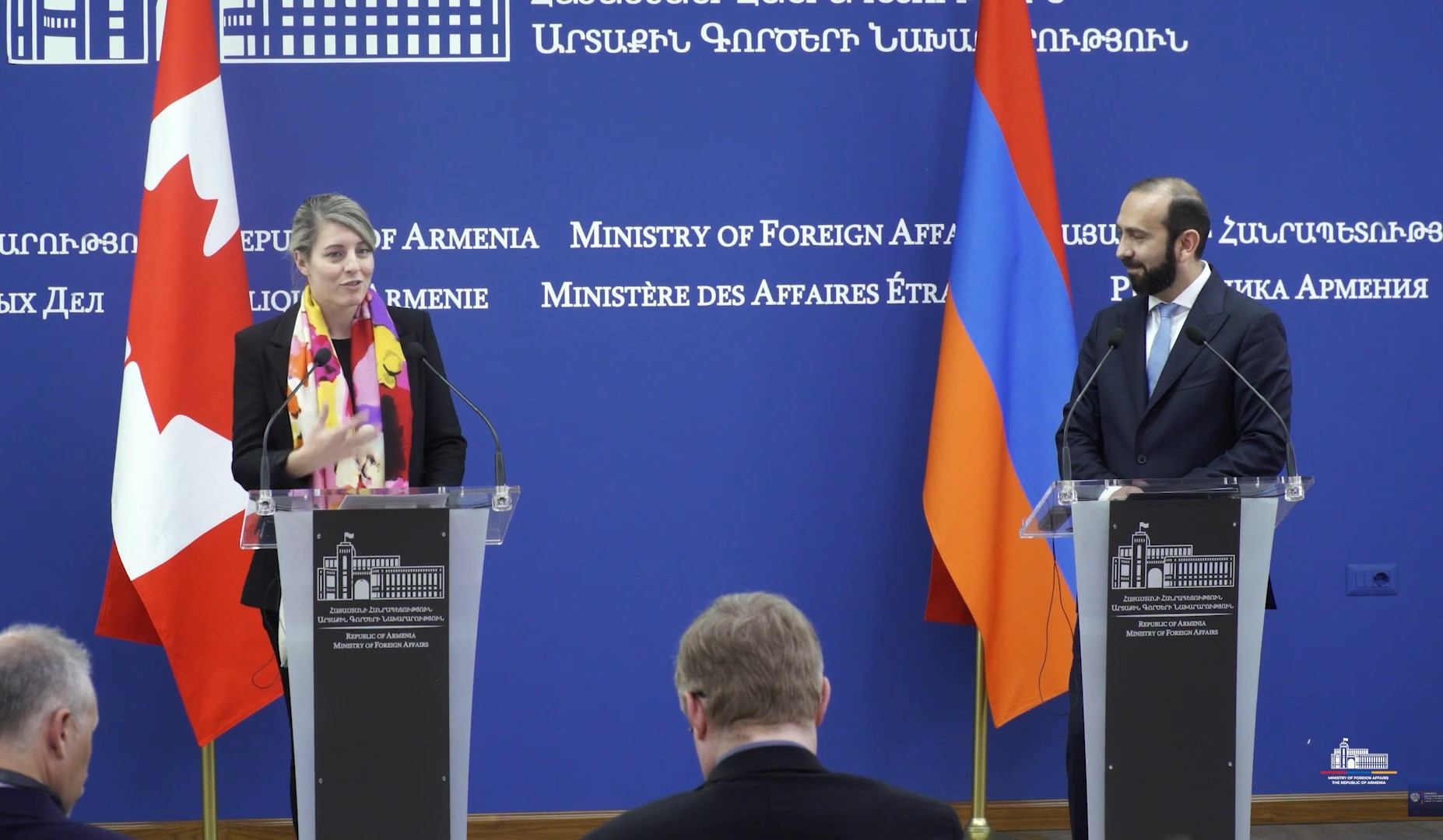 Канада стоит рядом с народом Армении: Мелани Жоли