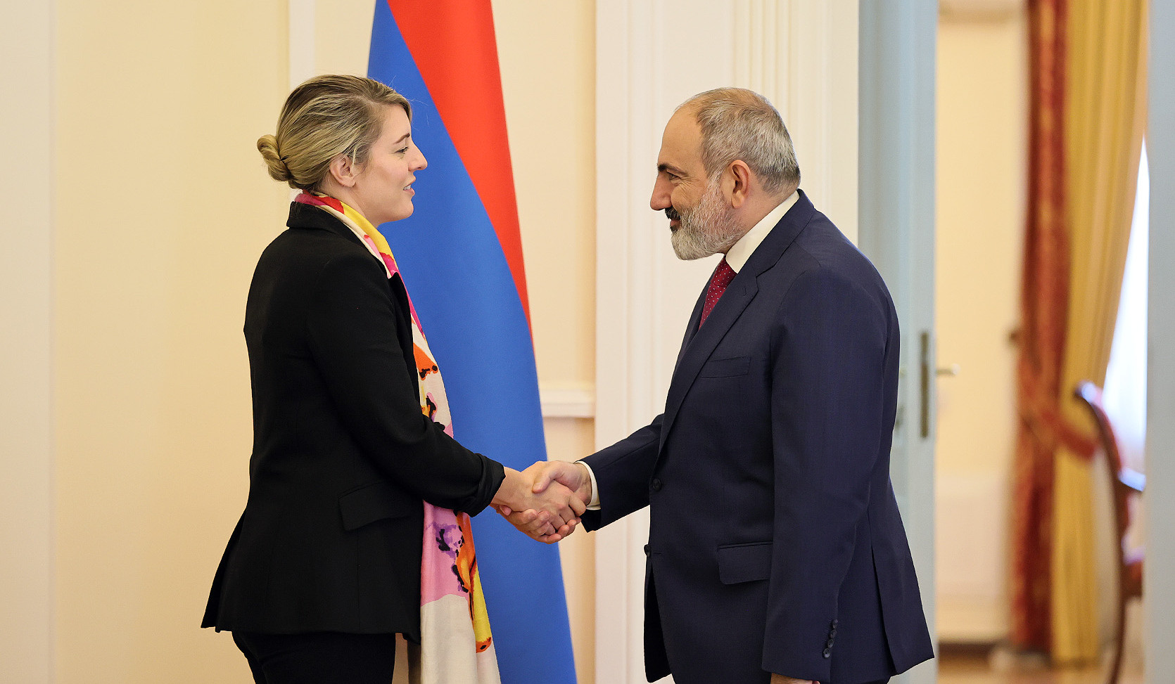 Prime Minister Pashinyan receives Canadian Foreign Minister Mélanie Joly