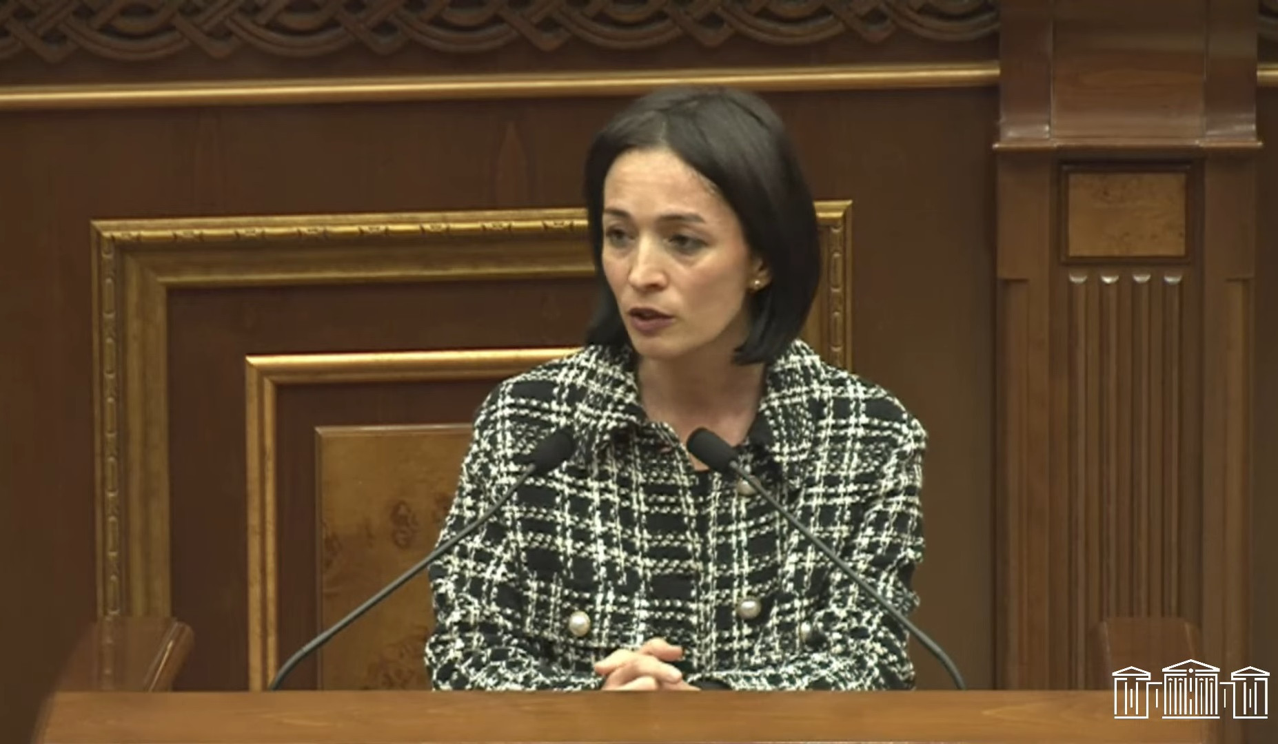 Ժաննա Անդրեասյանը՝ 7-րդ դասարանի «Պատմություն» դասագրքի մասին