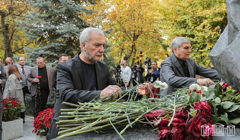 Дань уважения – памяти жертв 27 октября