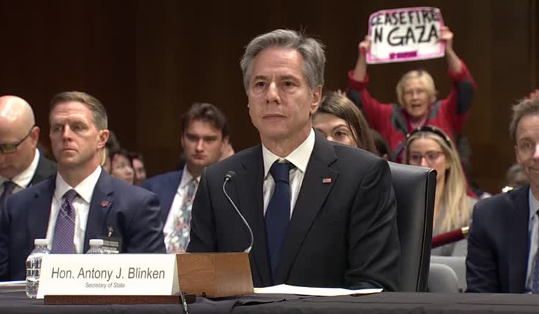 Протестующие штурмовали Конгресс во время выступления Блинкена