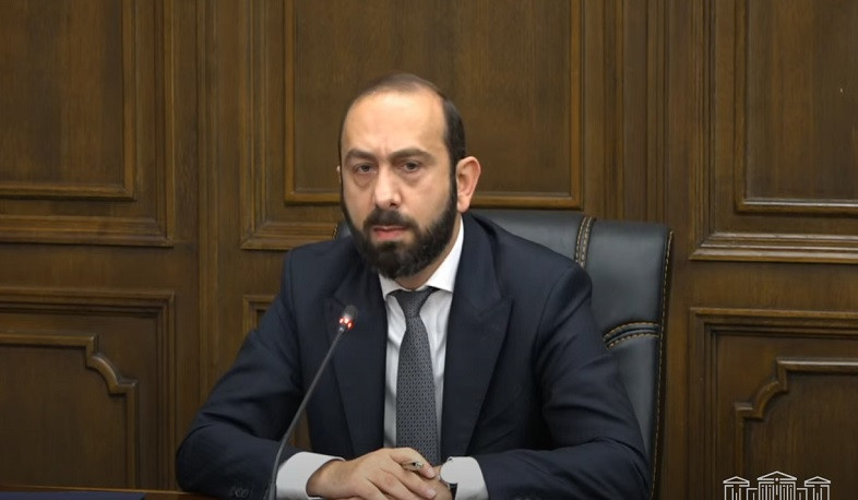 It is visible that there are some problems: Ararat Mirzoyan on relations with Russia