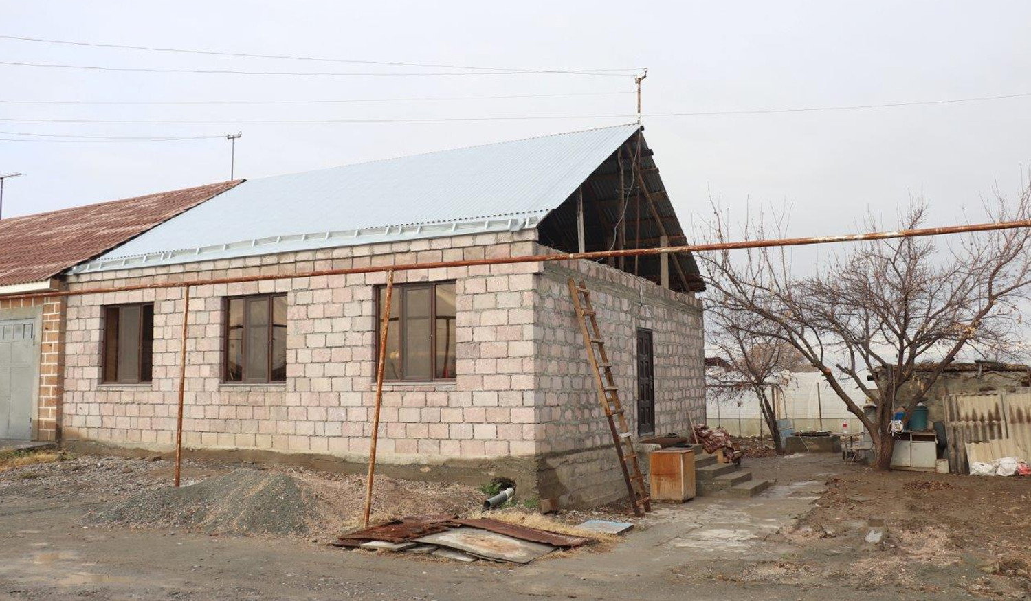 2024-ին 2 մլրդ դրամ կհատկացվի ԼՂ-ից տեղահանված 4032 ընտանիքի՝ բնակելի անշարժ գույք ձեռք բերելու կամ  տուն կառուցելու ծրագրի համար