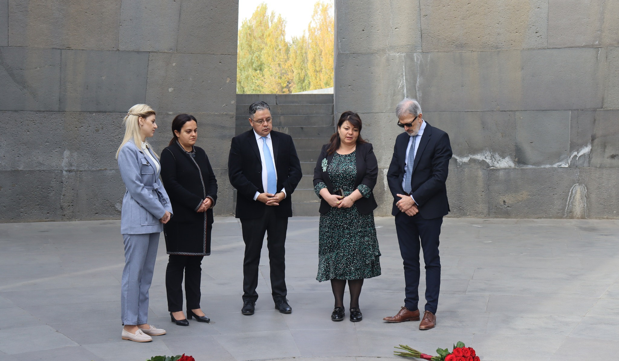 Argentinadakı yəhudi təşkilatlarının nümayəndə heyətinin sədri Erməni Soyqırımı Memorialını ziyarət edib