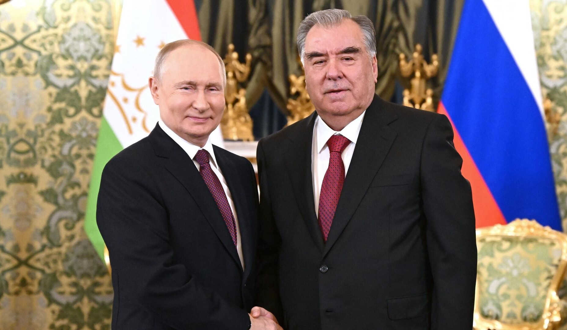 Путин заявил о планах РФ и Таджикистана усилить сотрудничество в оборонной сфере