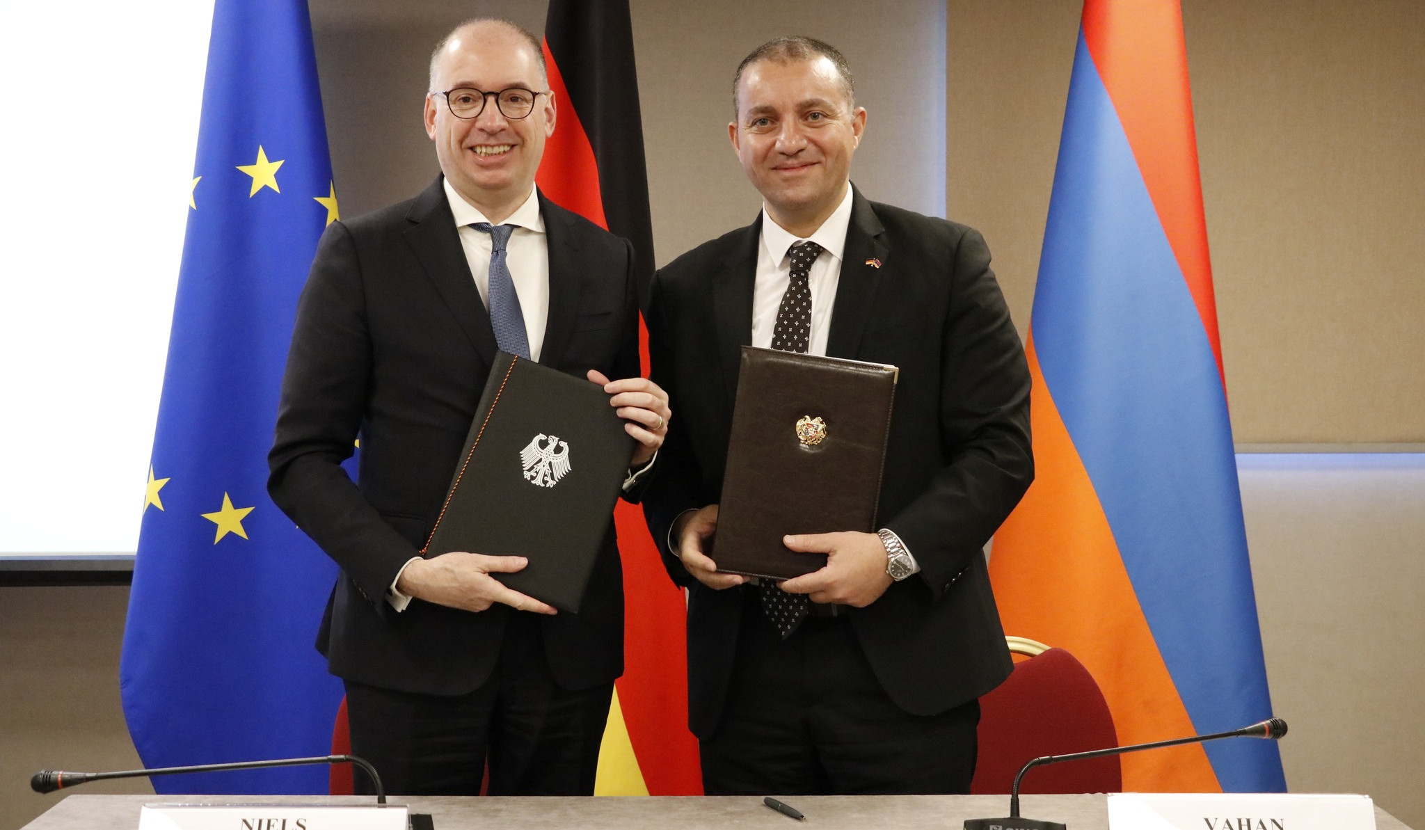 Ermənistan-Almaniya əməkdaşlığının inkişafına dair hökumətlərarası danışıqların nəticəsi olaraq protokol imzalanıb