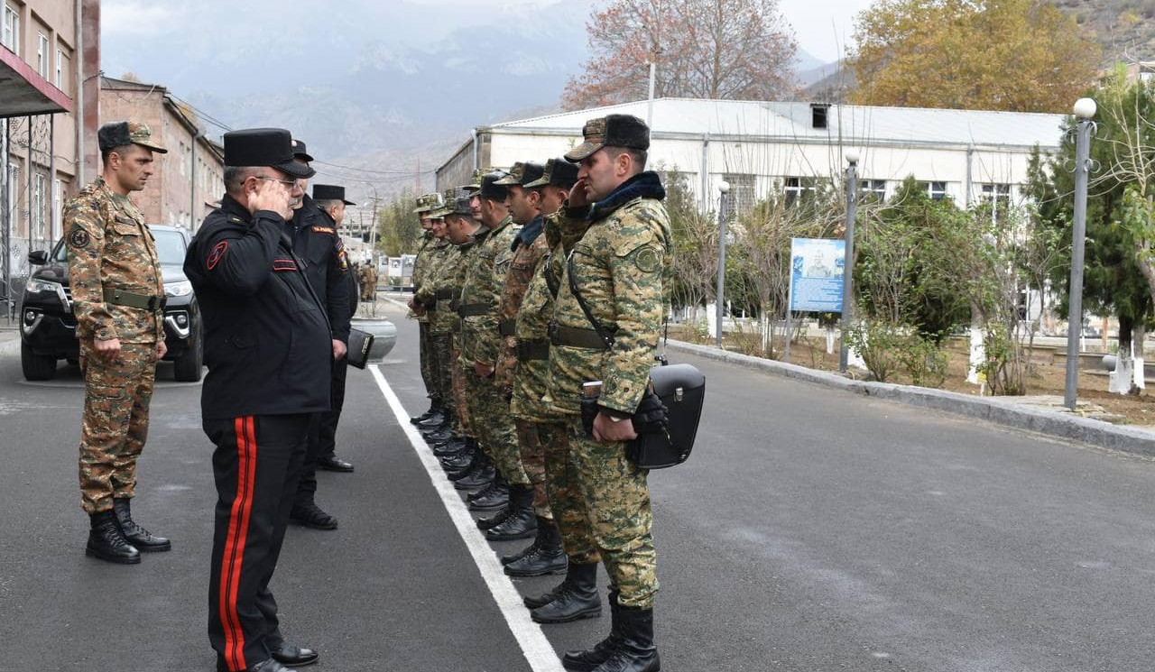 Ռազմական ոստիկանության պետ Աշոտ Զաքարյանն այցելել է ՀՀ ՊՆ զորամասեր