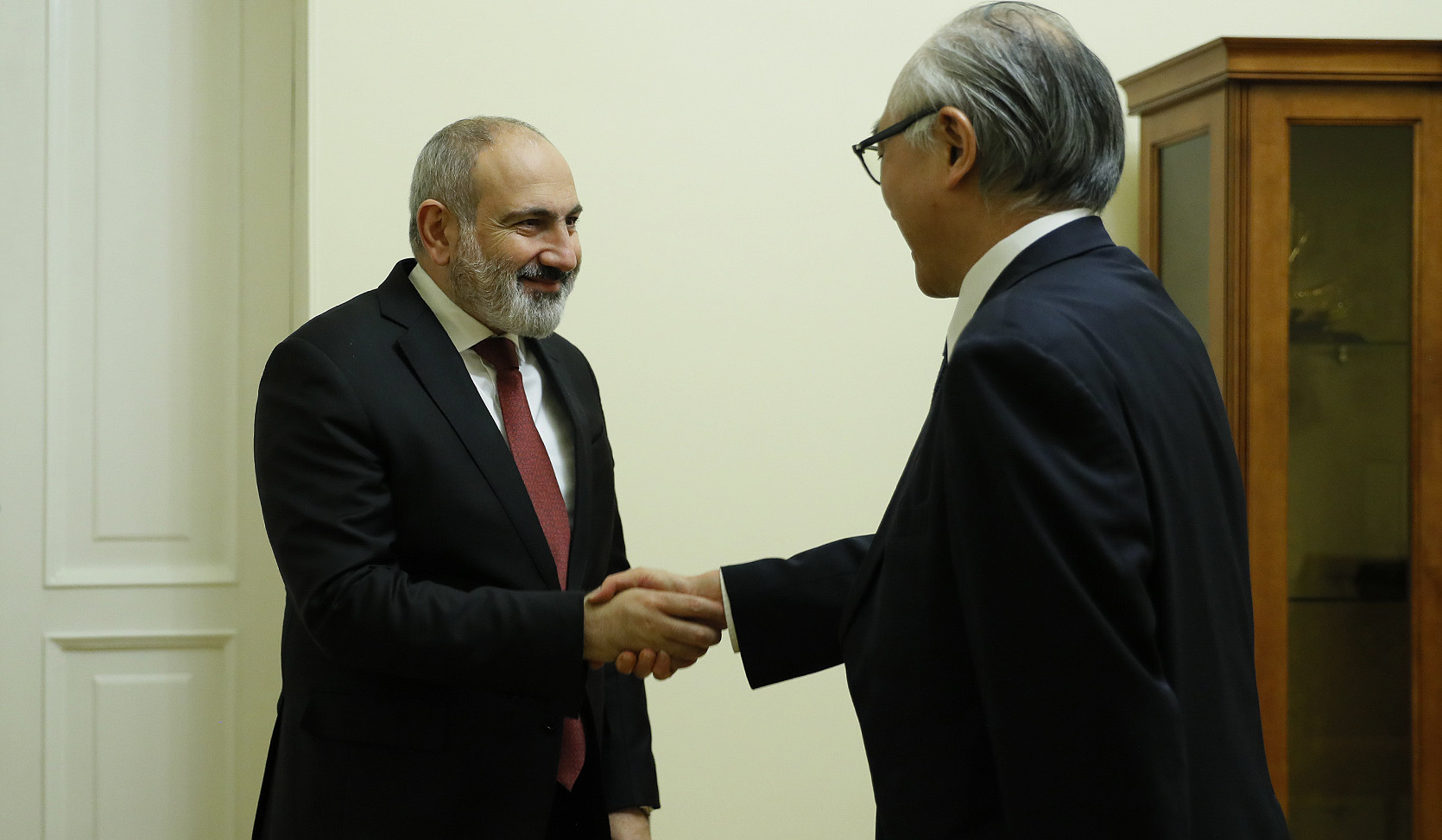 Նիկոլ Փաշինյանը հրաժեշտի հանդիպում է ունեցել ՀՀ-ում Ճապոնիայի դեսպան Ֆուկուշիմա Մասանորիի հետ