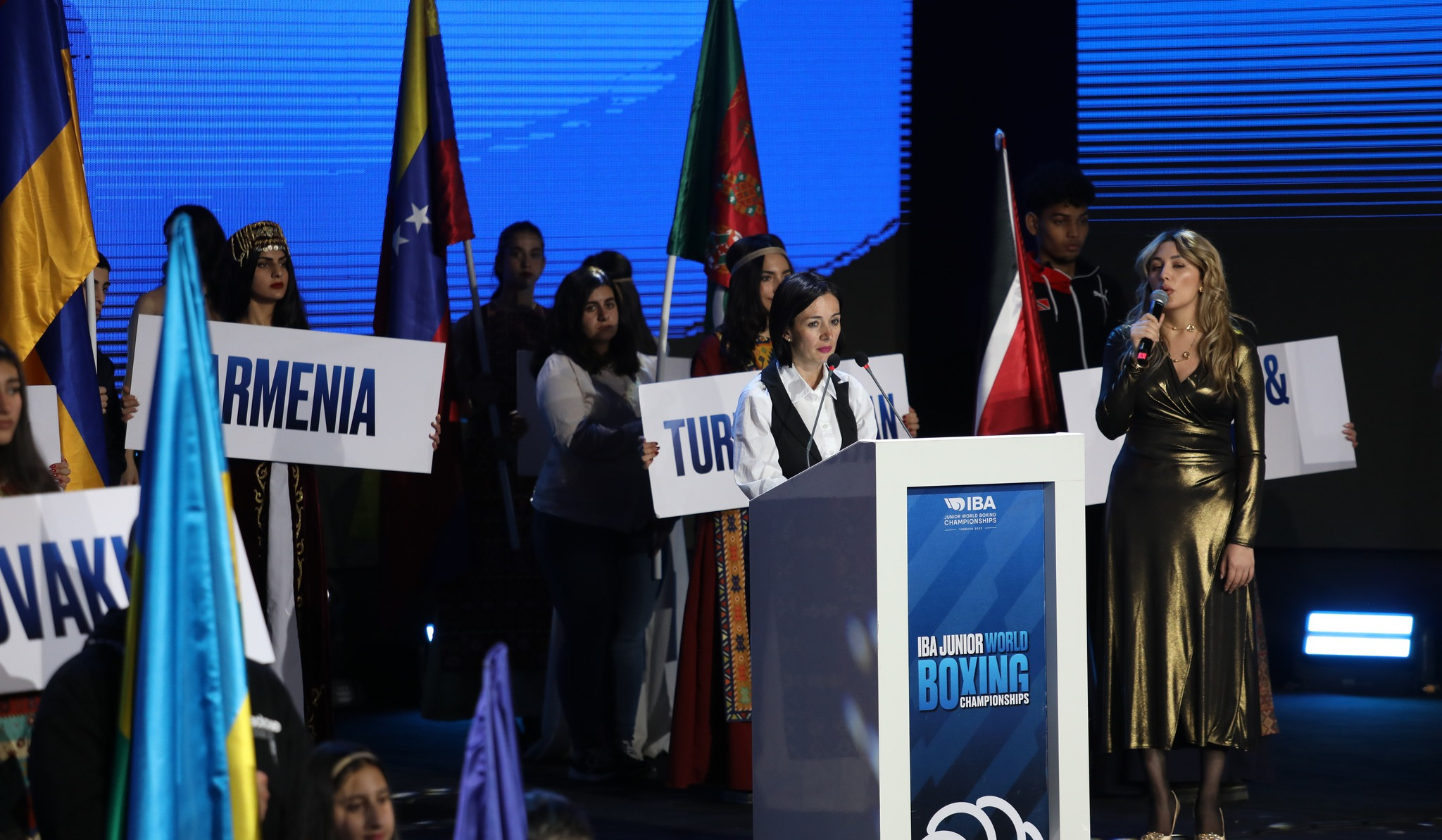 Երևանում այսօր պաշտոնապես տրվել է բռնցքամարտի ավագ տարիքի պատանիների աշխարհի առաջնության մեկնարկը