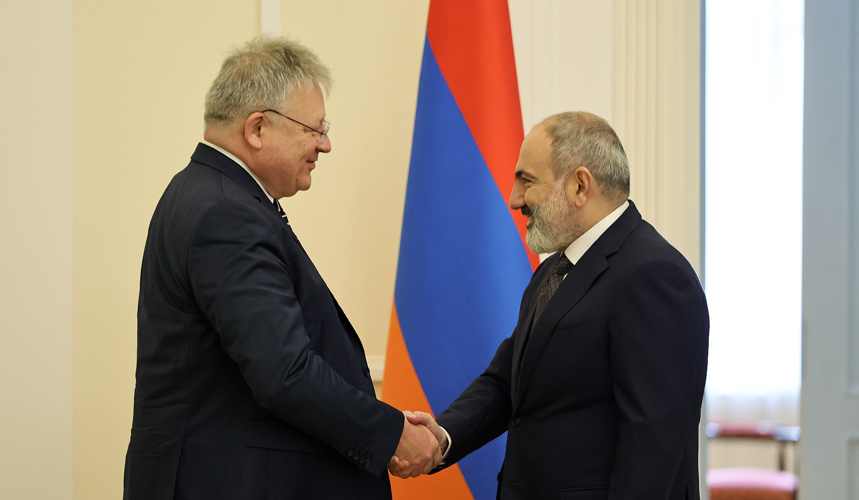 Prime Minister Nikol Pashinyan received Bruno Kahl