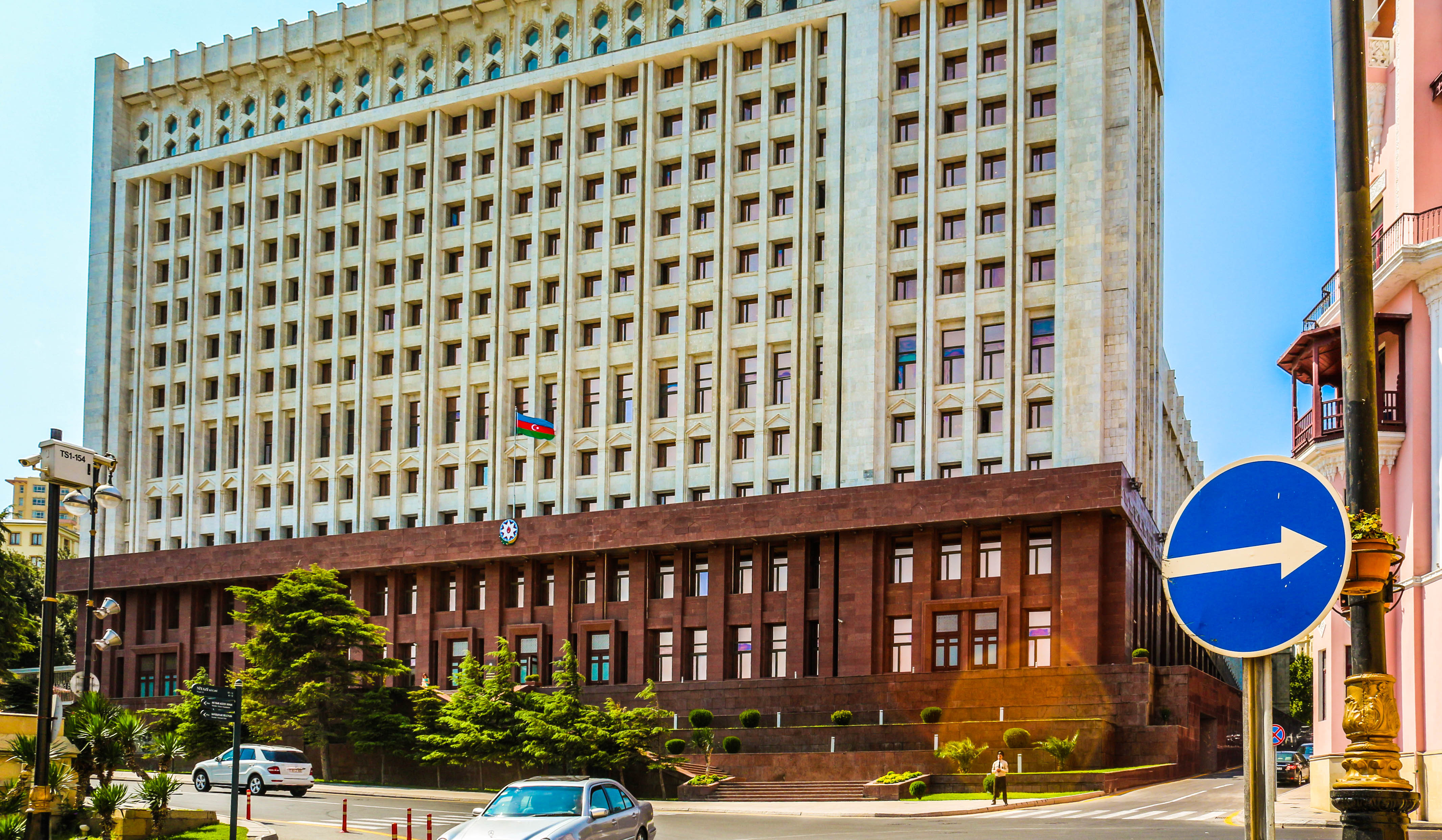 Внеочередные президентские выборы пройдут в Азербайджане 7 февраля 2024 года