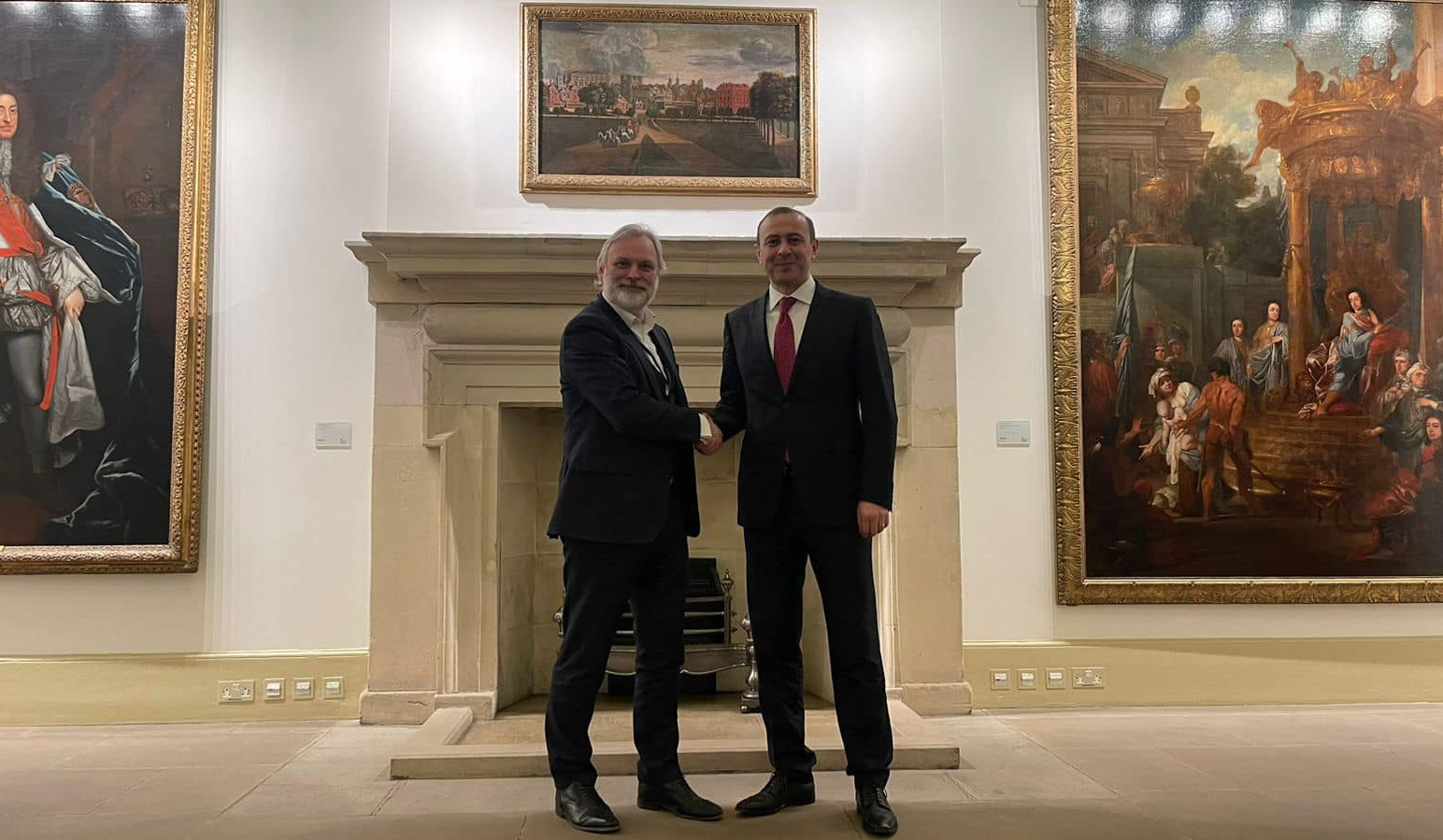 Армен Григорян представил советнику премьер-министра Великобритании усилия Армении, направленные на установление мира