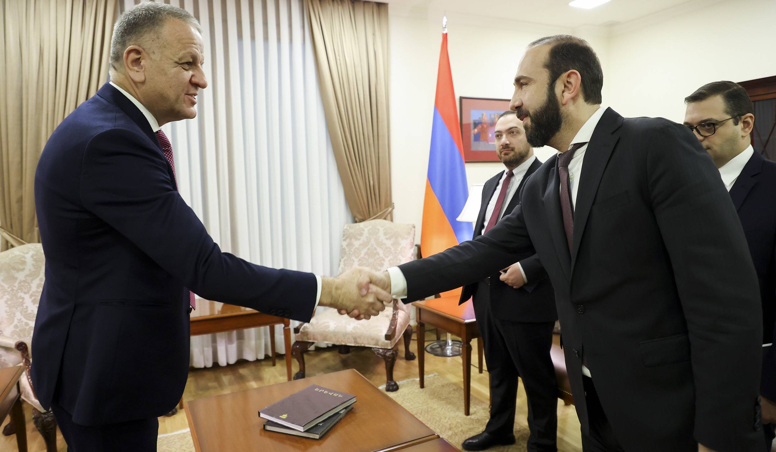Министр иностранных дел Армении и глава дипмиссии ЕС подвели итоги последних взаимных визитов в Ереван и Брюссель