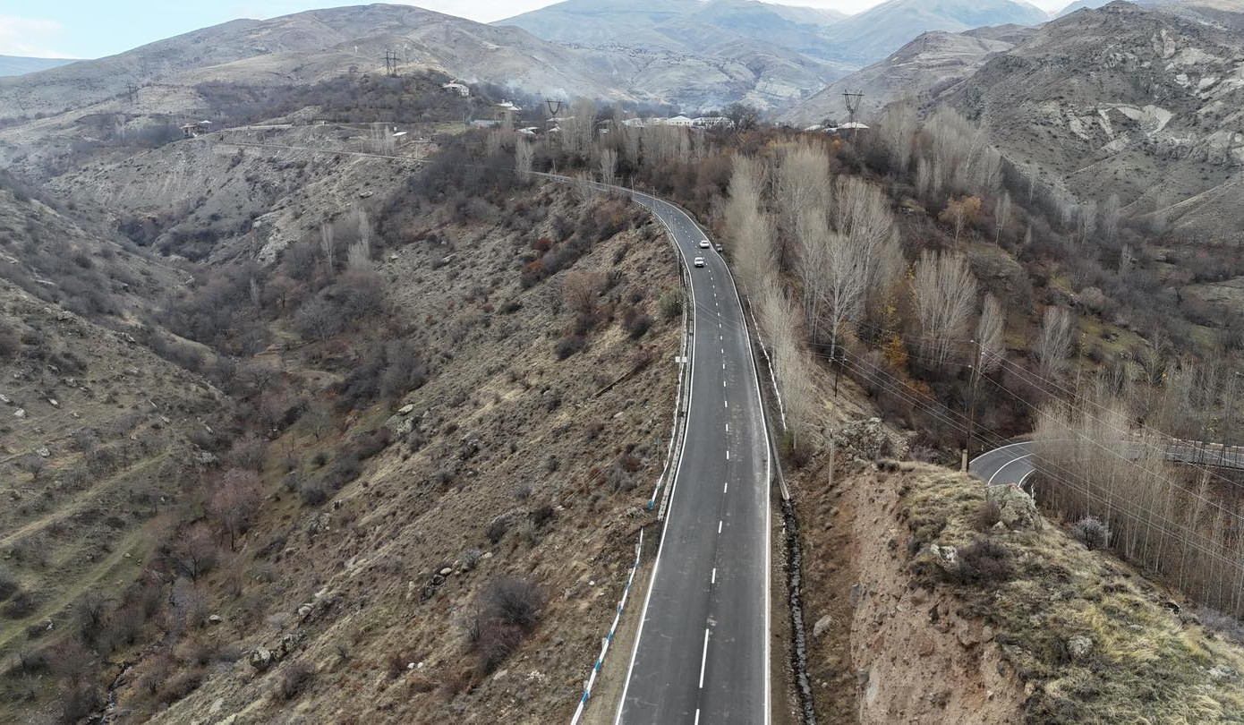 Սևան-Մարտունի-Գետափ միջպետական նշանակության ավտոճանապարհի մի հատվածում կատարվել են միջին նորոգման աշխատանքներ