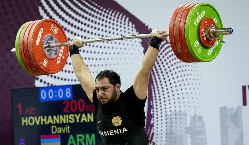 Դավիթ Հովհաննիսյանն արծաթե մեդալ է նվաճել Դոհայում ընթացող ծանրամարտի Գրան Պրիում