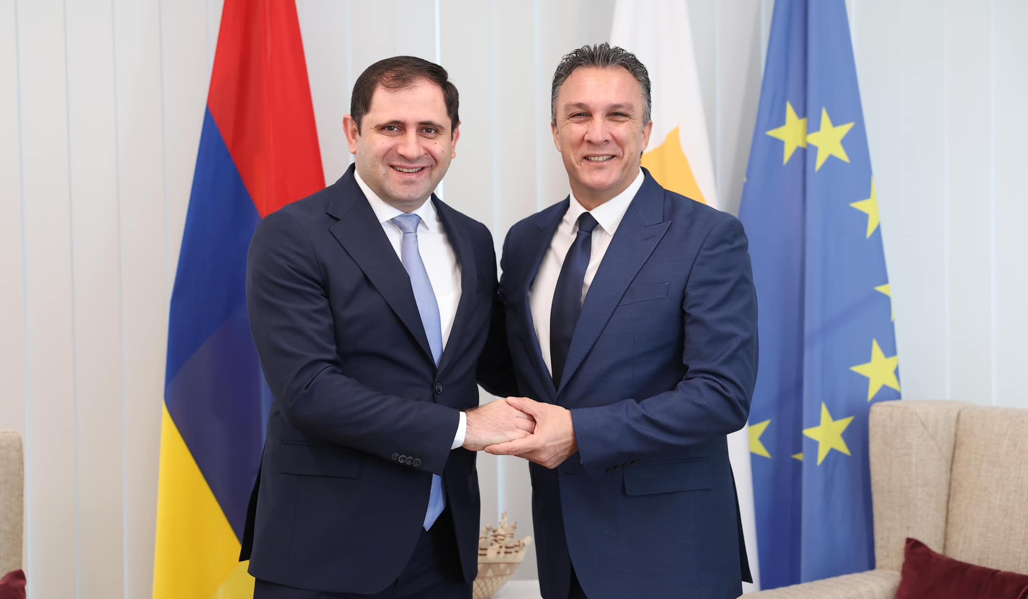 Suren Papikyan kiprli həmkarına “Sülhün kəsişməsi” layihəsini təqdim edib