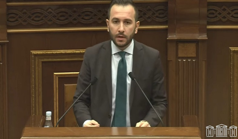 Ստացվում է՝ 10 000 մարդ հա՛մ չի ծառայում, հա՛մ չի դատվում, հա՛մ փող չի տալիս. սա կարևոր խնդիր է, որ պետությունը պետք է լուծի. Կոնջորյան