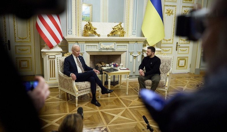 США приближаются к потере способности помогать Украине: Байден