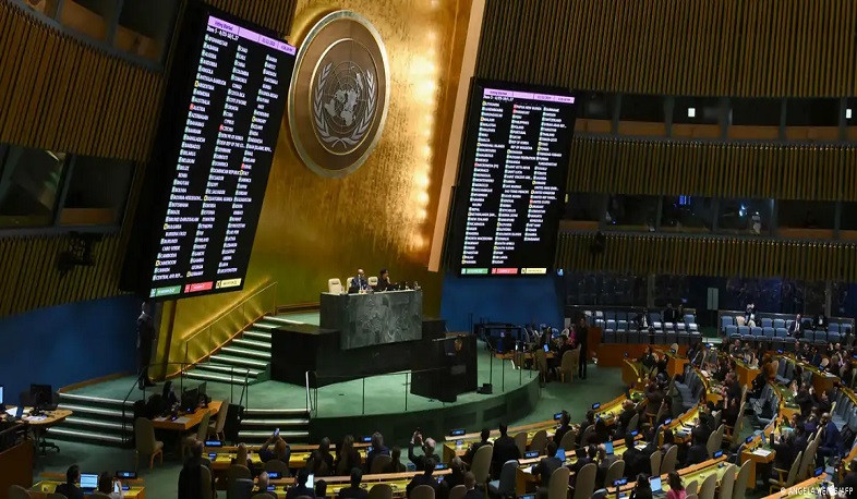 Генассамблея ООН не осудила ХАМАС в резолюции по Газе: DW