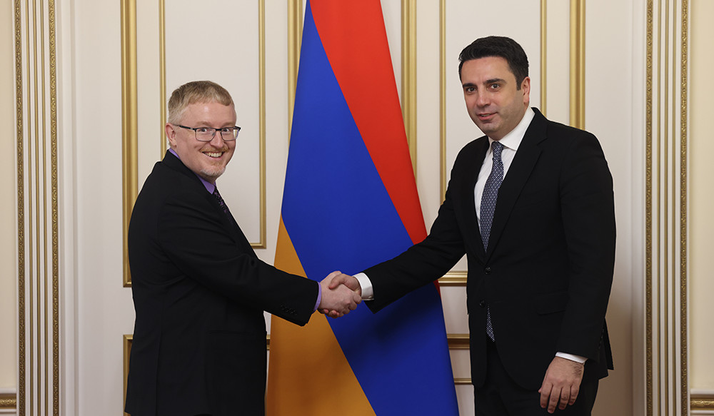 Председатель НС Ален Симонян принял посла Канады в Армении