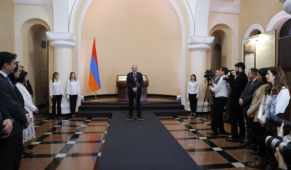 ՀՀ կառավարությունը Մատենադարանին է ընծայաբերել 15-րդ դարի մեծարժեք Ավետարան