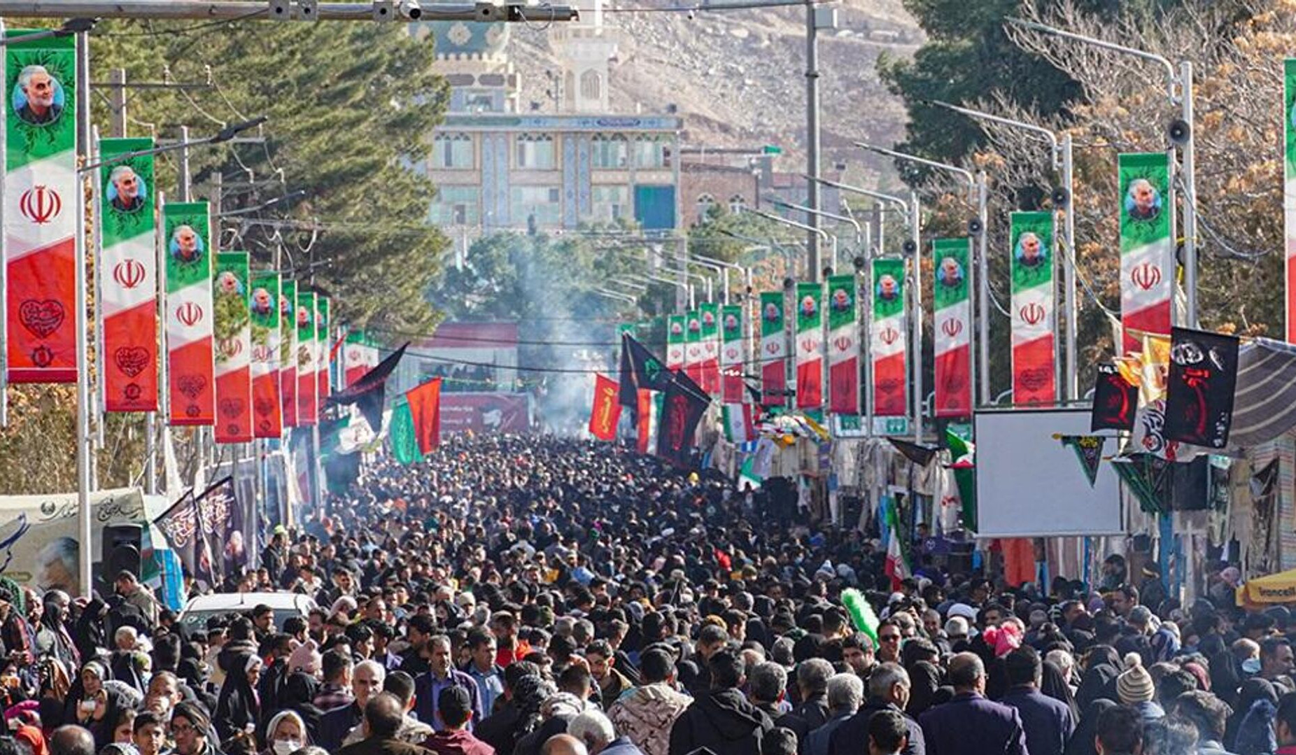 İŞİD İrandakı partlayışa görə məsuliyyəti öz üzərinə götürüb