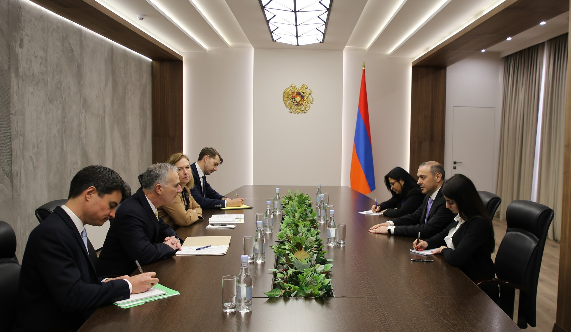 Secretary of Security Council and Louis Bono discussed process of regulating Armenian-Azerbaijani relations
