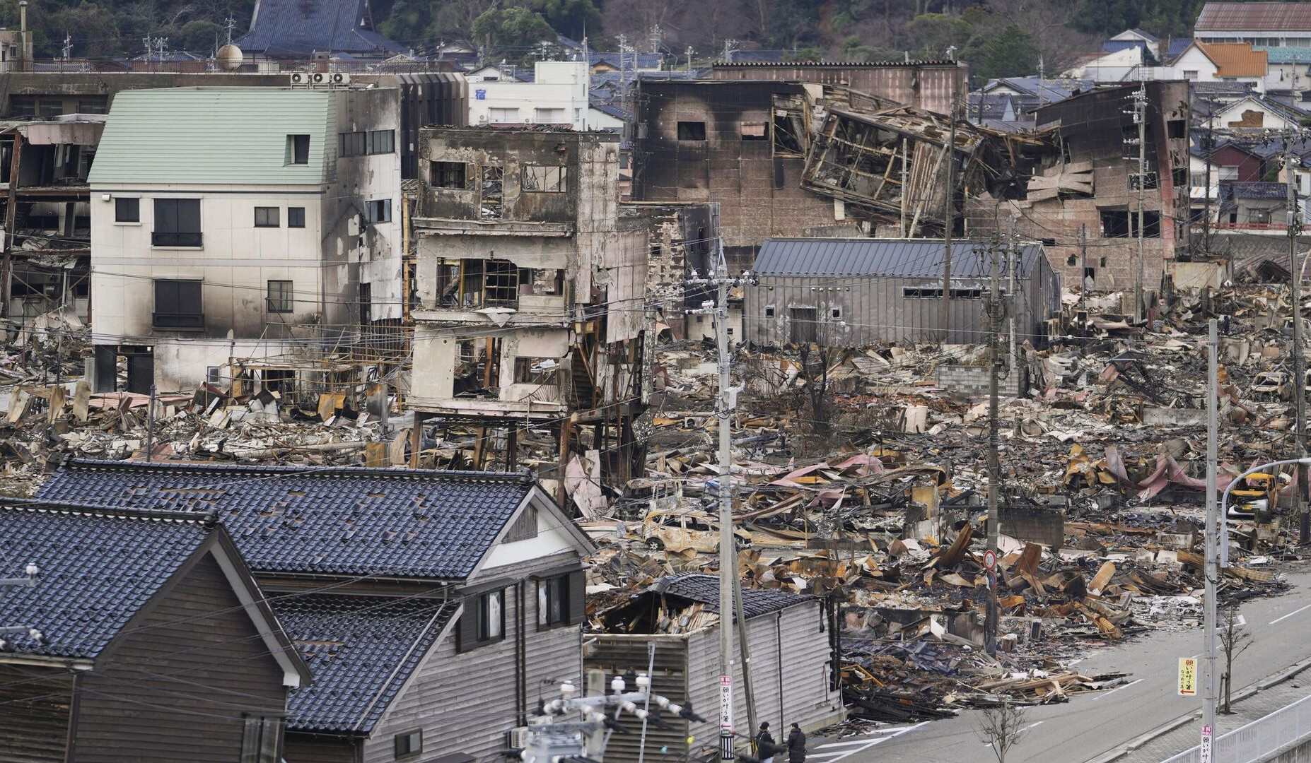 Число погибших при землетрясении в Японии увеличилось до 202