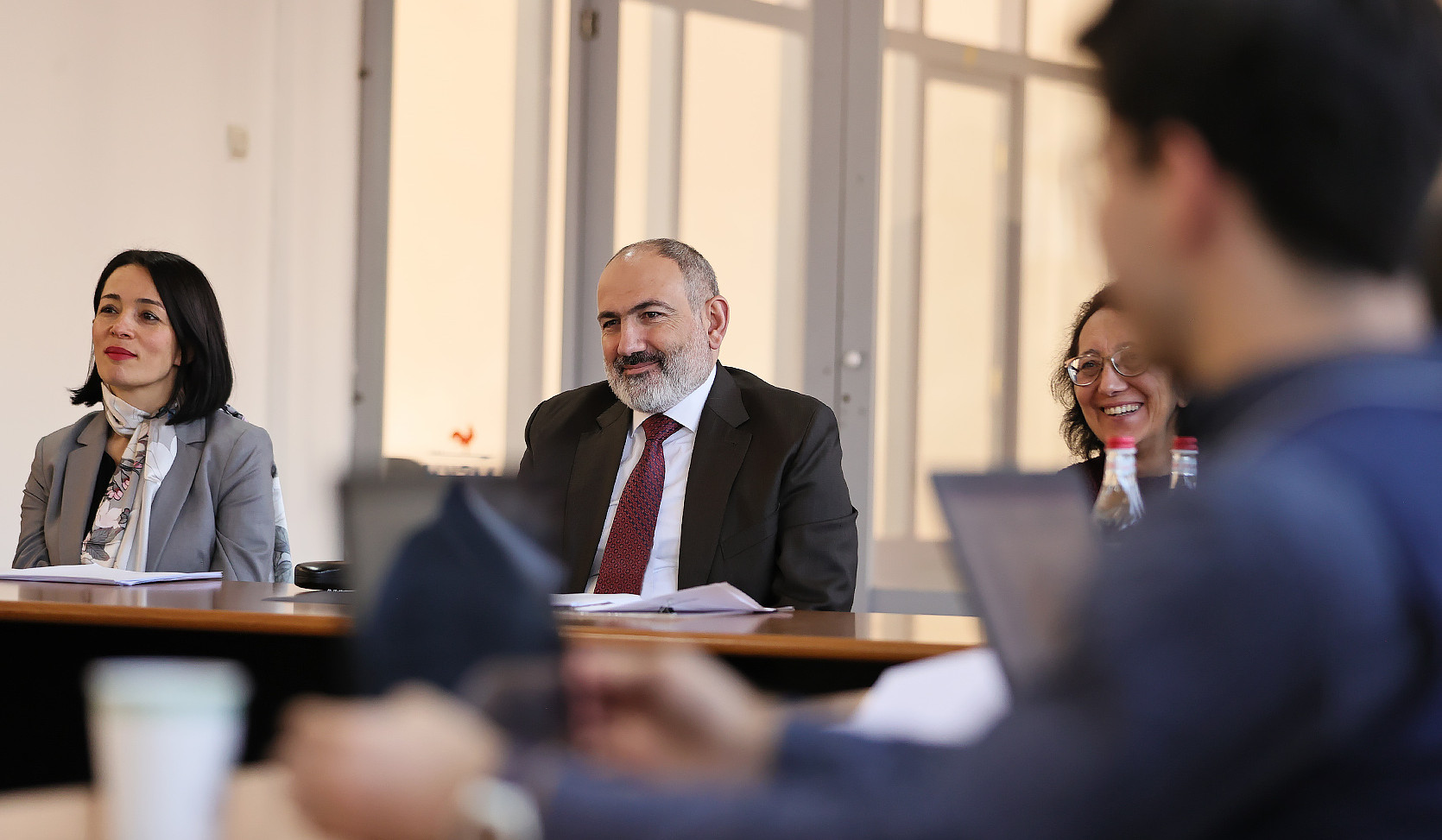 Վարչապետը «Մխիթար Սեբաստացի» կրթահամալիրում ներկա է եղել ավագ դպրոցի սովորողների հետազոտական աշխատանքների պաշտպանությանը