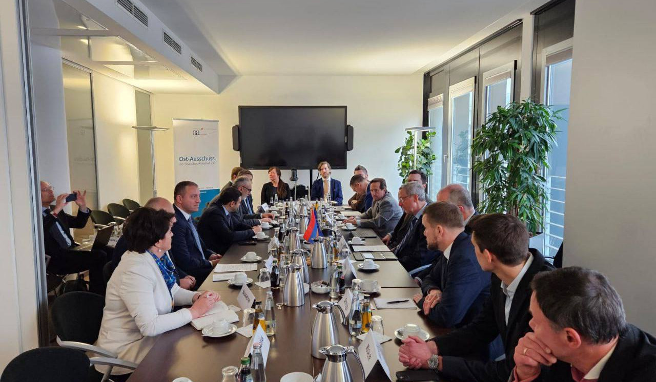 Vahan Kerobyan presented Crossroads of Peace project to Armenian and German business circles
