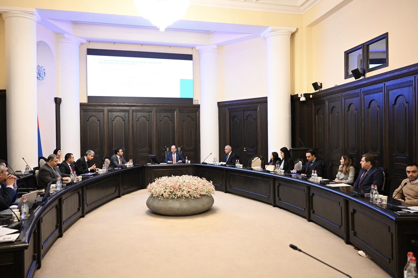 Արայիկ Հարությունյանի գլխավորությամբ «Տեղեկատվության ազատության և հանրային տեղեկությունների մասին» ՀՀ օրենքի նախագծի շուրջ տեղի է ունեցել քննարկում