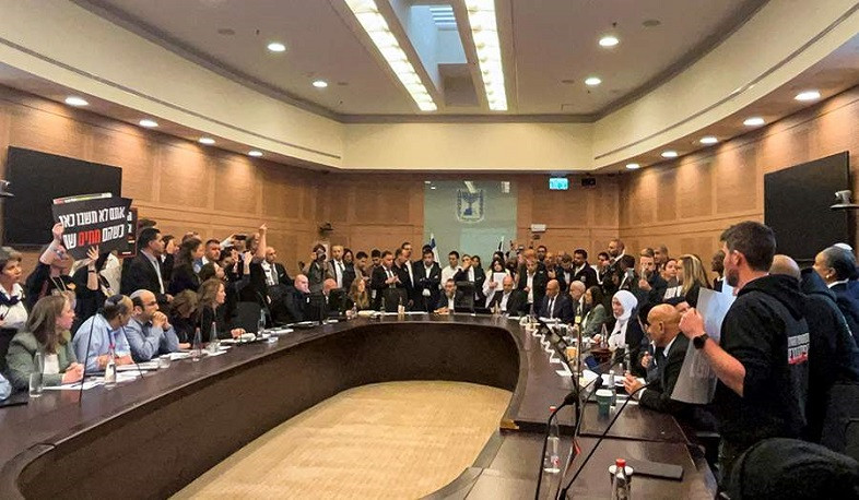 Գազայի հատվածում պատանդառվածների հարազատները ներխուժել են Իսրայելի խորհրդարան